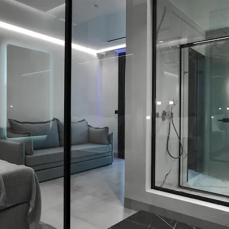 V Villa, Board, By Zantewize