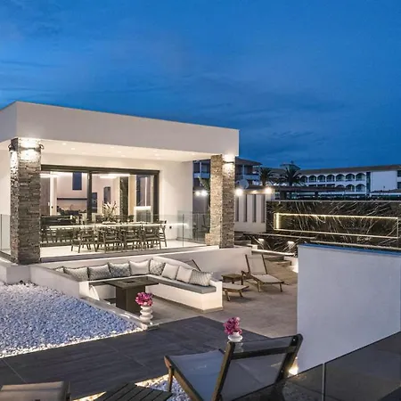 V Villa, Board, By Zantewize *