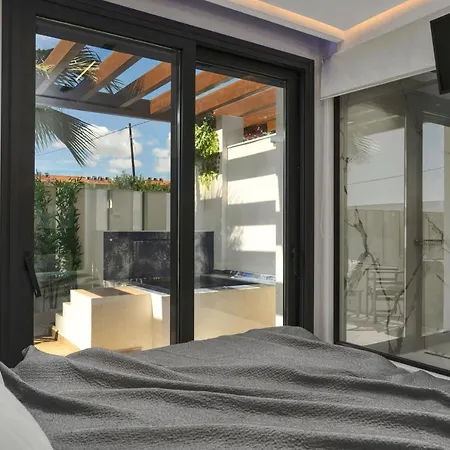 V Villa, Board, By Zantewize * Laganas