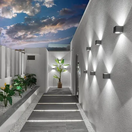 V Villa, Board, By Zantewize * Лаганас