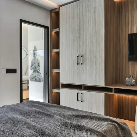 V Villa, Board, By Zantewize *