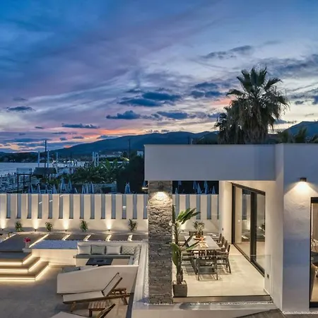 V Villa, Board, By Zantewize Βίλα *