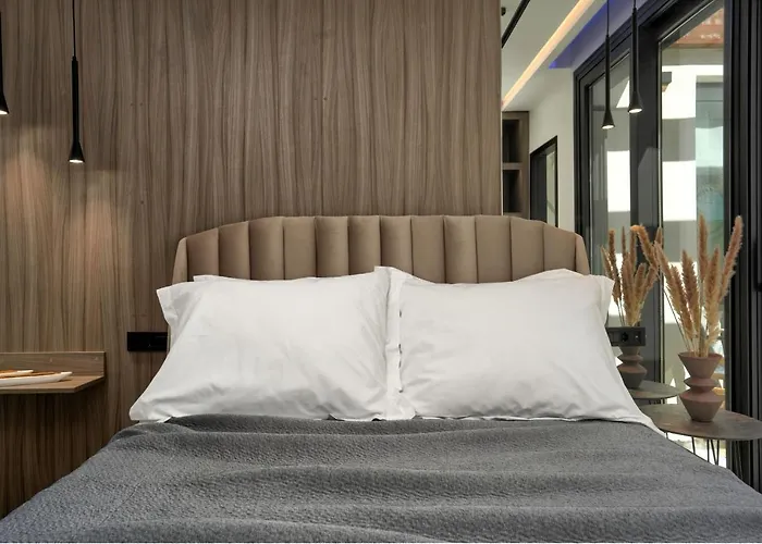 V Villa, Board, By Zantewize فيلة *