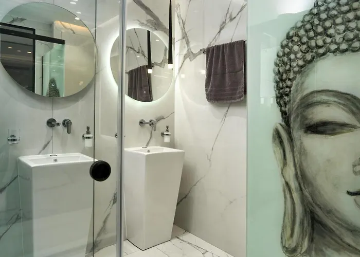 V Villa, Board, By Zantewize * لاغاناس