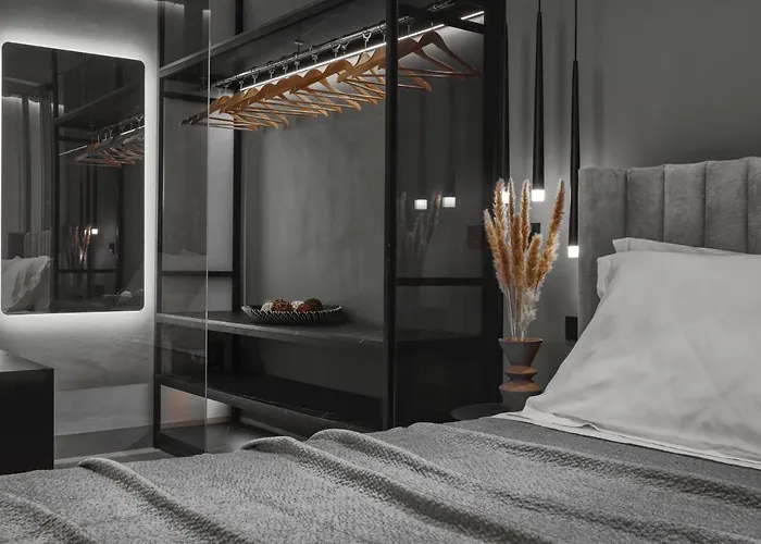 V Villa, Board, By Zantewize * لاغاناس