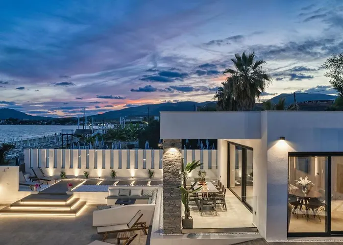 V Villa, Board, By Zantewize فيلة *