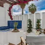 V Villa, Board, By Zantewize *