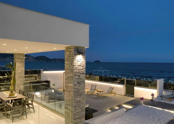 V Villa, Board, By Zantewize *