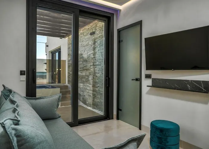 V Villa, Board, By Zantewize * Laganas