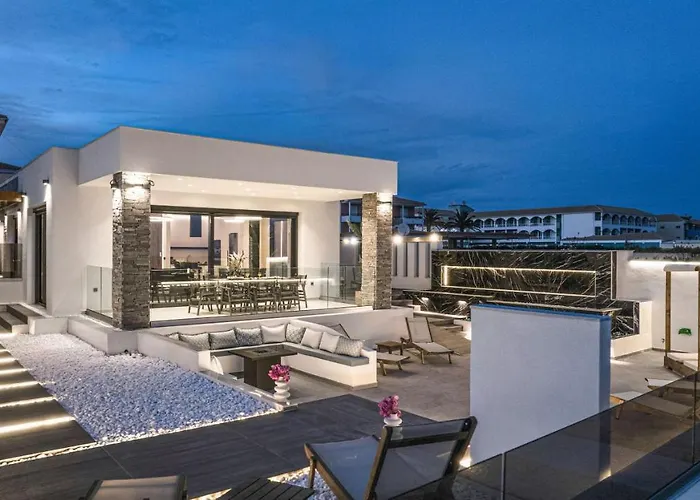 V Villa, Board, By Zantewize *