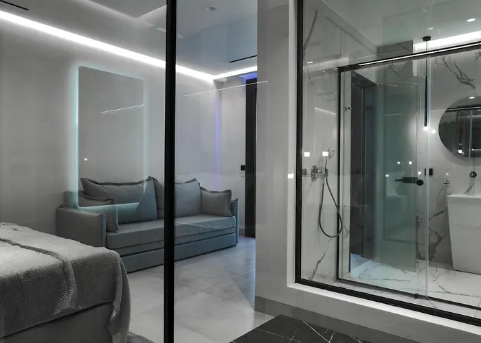 V Villa, Board, By Zantewize